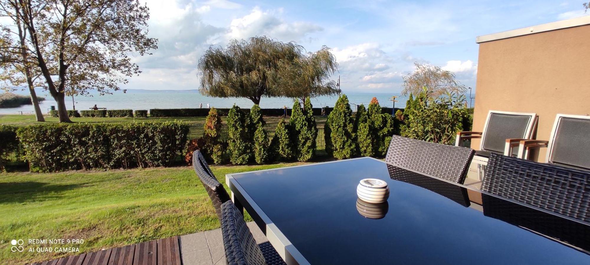 Panorama Gold Wellness Apartman Siófok Exterior foto